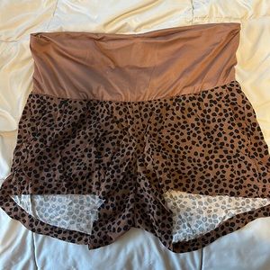 old navy maternity shorts
